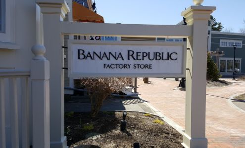 Banana Republic Factory Store