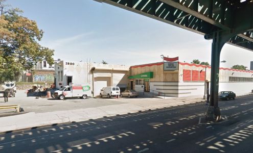 U-Haul Moving & Storage at Bronx Park