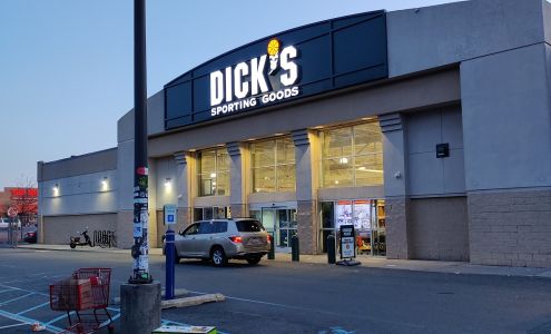 DICK'S Sporting Goods