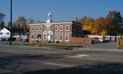 U-Haul Moving & Storage at Mayfield Rd