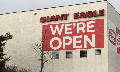 Giant Eagle Supermarket