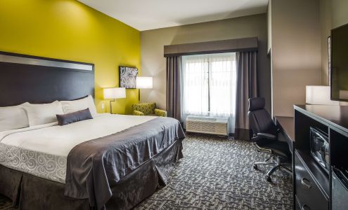 Best Western Plus Bay City Inn & Suites