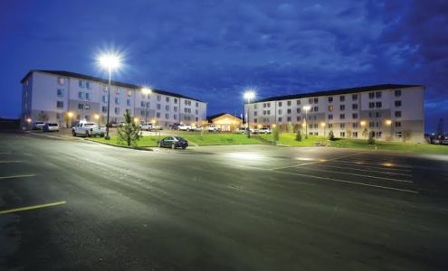 Bakken Airport XWA Hotel