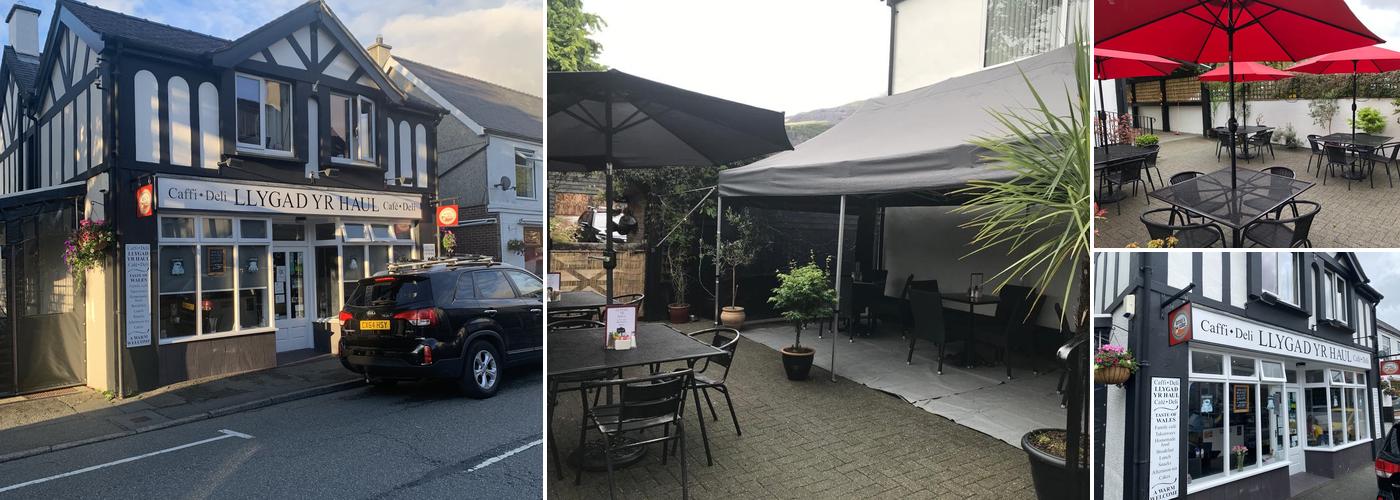 Caffi Deli Llygad Yr Haul