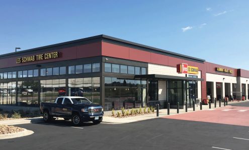 Les Schwab Tire Center