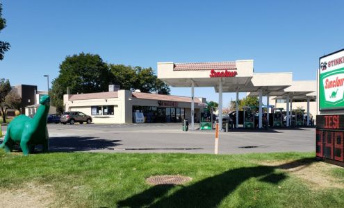 Sinclair Gas Station