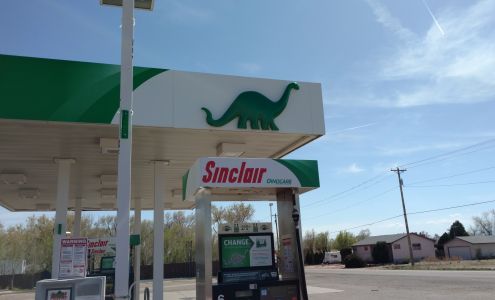 Sinclair Gas Station