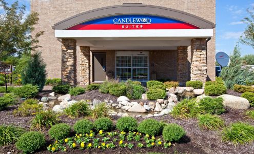 Candlewood Suites Indianapolis Airport, an IHG Hotel