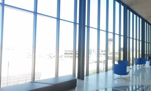 Hertz Car Rental - Omaha Eppley Airport