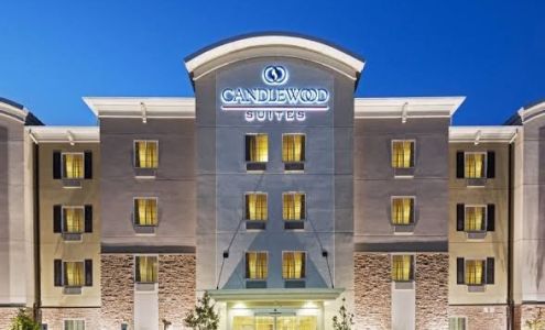 Candlewood Suites Kansas City - Independence, an IHG Hotel