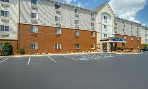 Candlewood Suites Bowling Green, an IHG Hotel