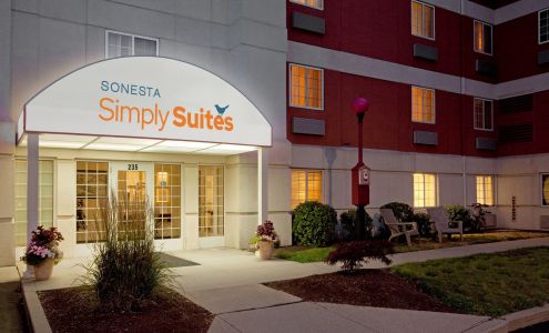 Sonesta Simply Suites Boston Braintree