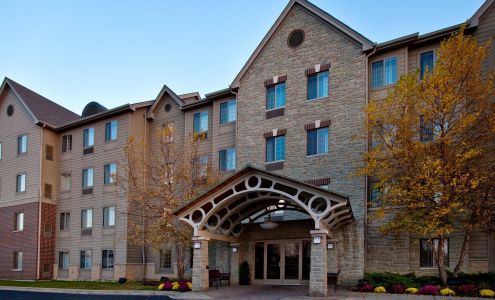 Staybridge Suites Chicago-Oakbrook Terrace by IHG