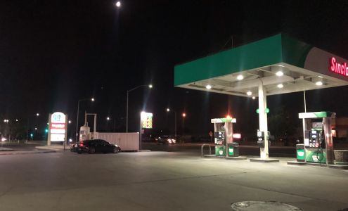 Sinclair Gas Station