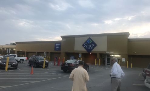 Sam's Club