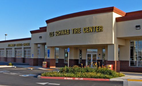 Les Schwab Tire Center