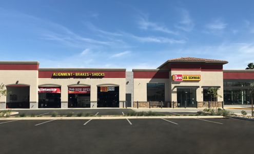 Les Schwab Tire Center