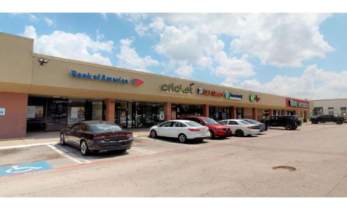 Bank of America (with Drive-thru ATM)