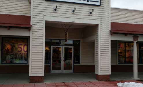 OshKosh B'Gosh - Clearance Store