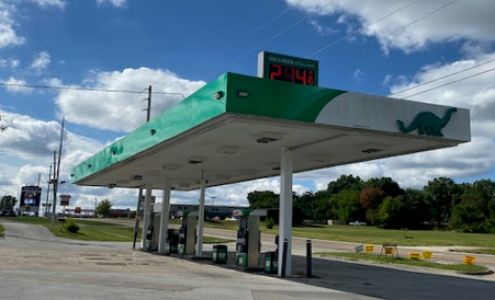 Sinclair Gas Station