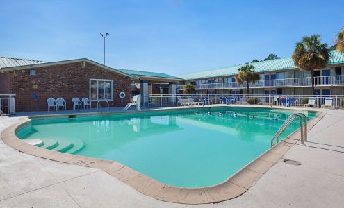 Motel 6 Tifton, GA