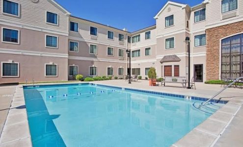 Staybridge Suites Ofallon Chesterfield by IHG