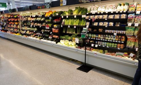 Hy-Vee Grocery Store