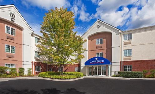 Candlewood Suites Huntersville-Lake Norman Area, an IHG Hotel