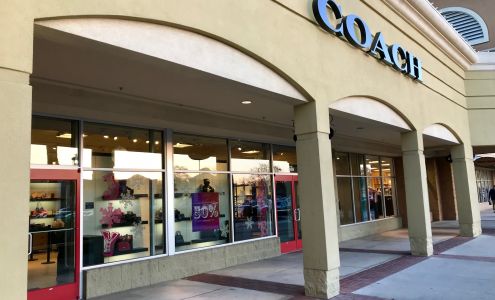 COACH Outlet