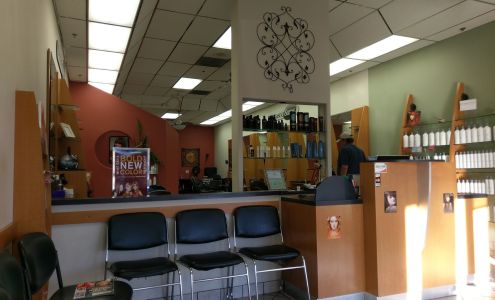 Fantastic Sams Cut & Color 25868 The Old Rd, Stevenson Ranch California 91381