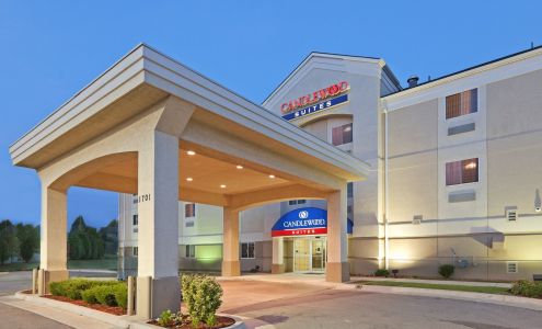 Candlewood Suites Oklahoma City South - Moore, an IHG Hotel