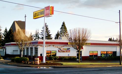 Les Schwab Tire Center