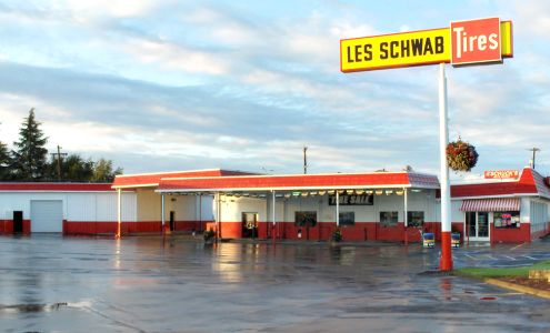 Les Schwab Tire Center