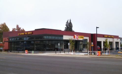 Les Schwab Tire Center