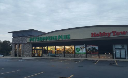 Pet Supplies Plus Dallas - Mockingbird Ln