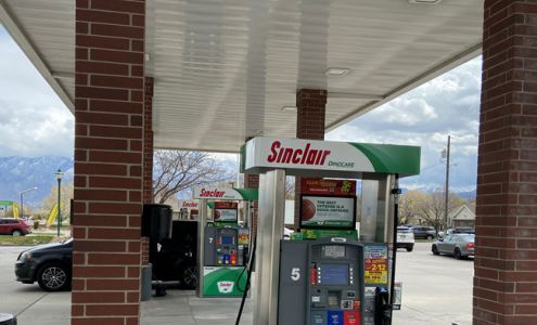 Sinclair Gas Station