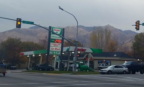 Sinclair Gas Station