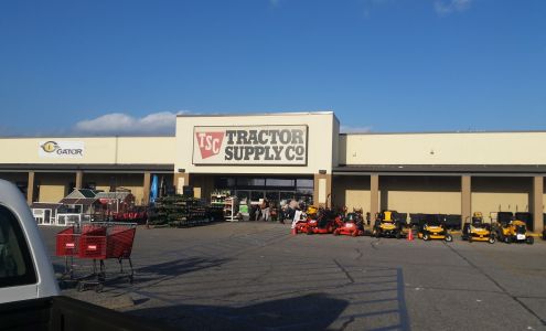 Tractor Supply Breaux Bridge