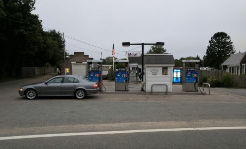 Mobil West Tisbury