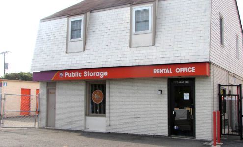 Public Storage