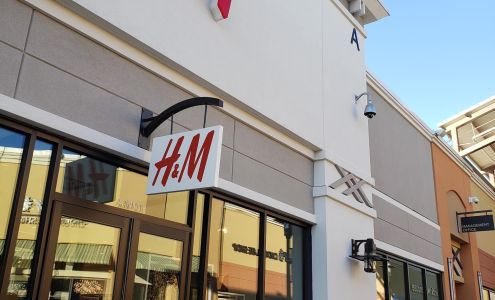 H&M