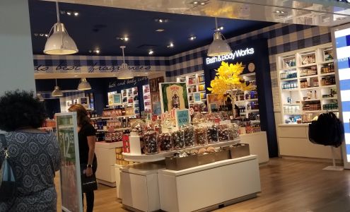 Bath & Body Works