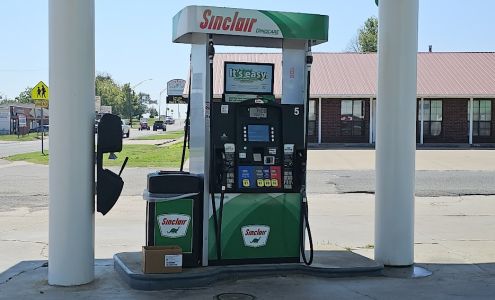 Sinclair Gas Station