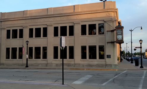 First National Bank-Litchfield