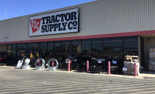 Tractor Supply Brady