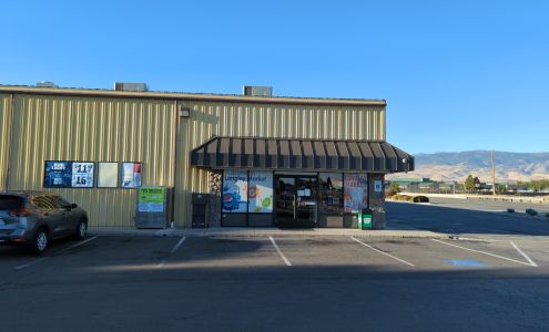 Sinclair Gas Station