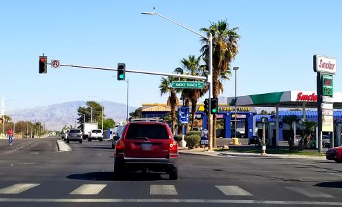 Sinclair Gas Station