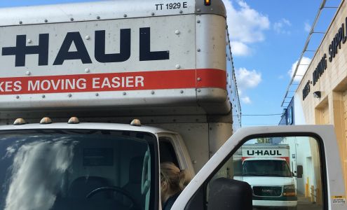 U-Haul Neighborhood Dealer