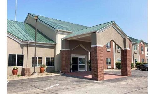 AmericInn by Wyndham Grinnell