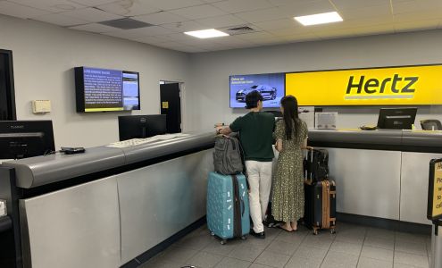 Hertz Car Rental - Kona Keahole Airport